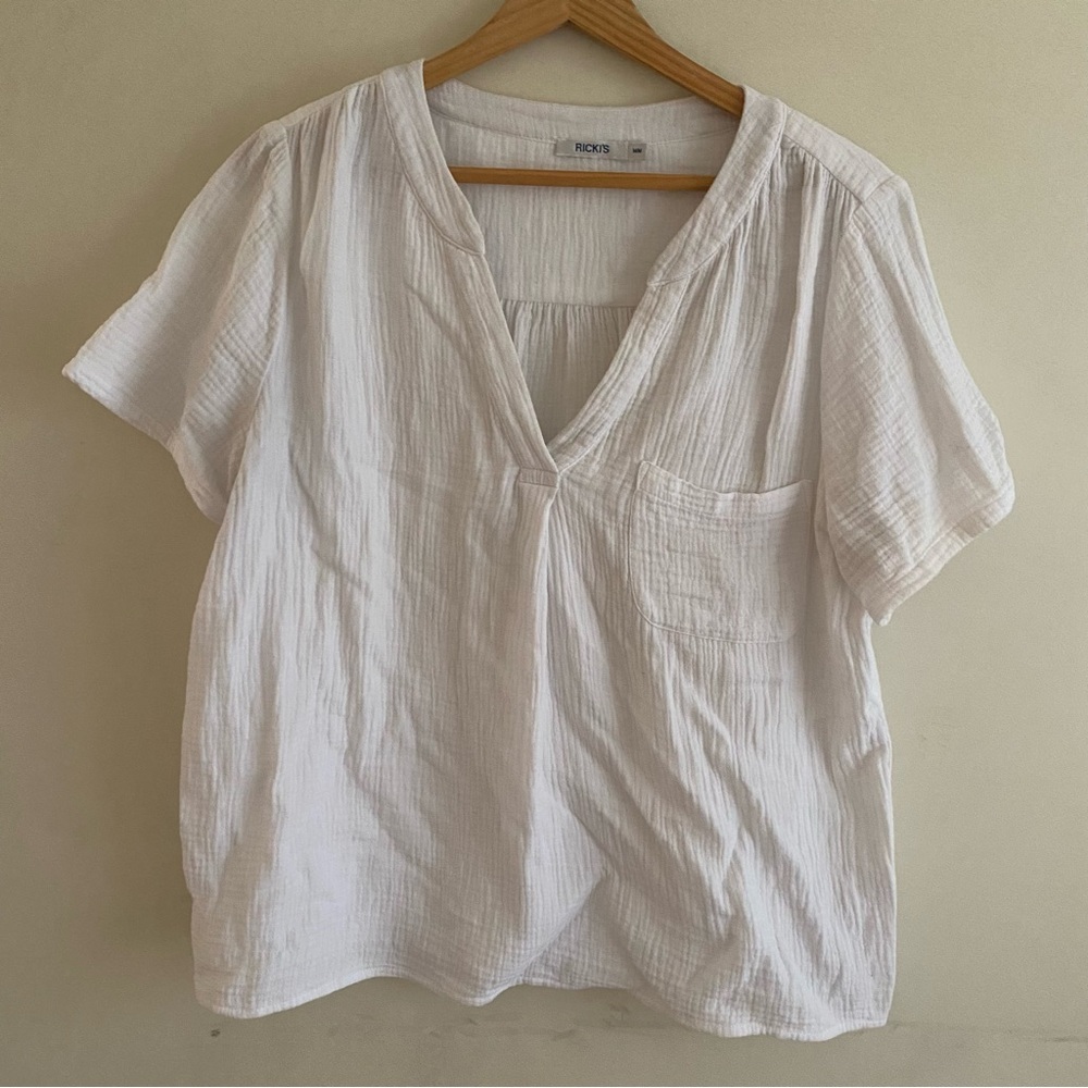 Ricki's Crinkle Gauze V-Neck Blouse